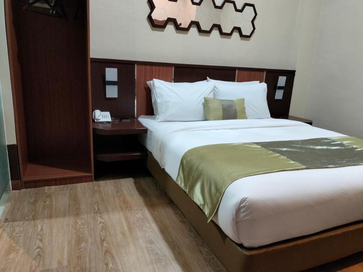 Wisma tamu Maryam Dua Balikpapan (Borneo)
